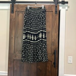 E717 Wonderly Women's Sz L Black Print Boho Prairie Maxi Skirt Elastic